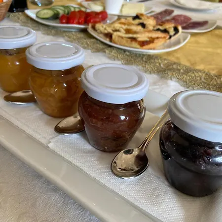 Alloggio per agriturismo Tenuta Le Mandorlaie, In *
